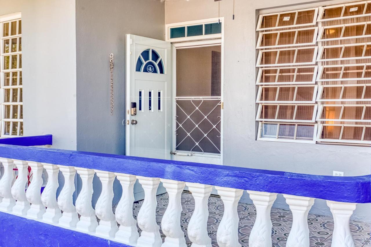 1A - Large Beach House Near Crash Boat Beach アグアディヤ エクステリア 写真